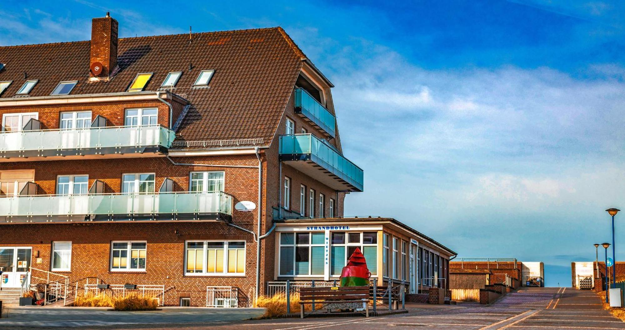 Strandhotel Wietjes Baltrum Exterior foto