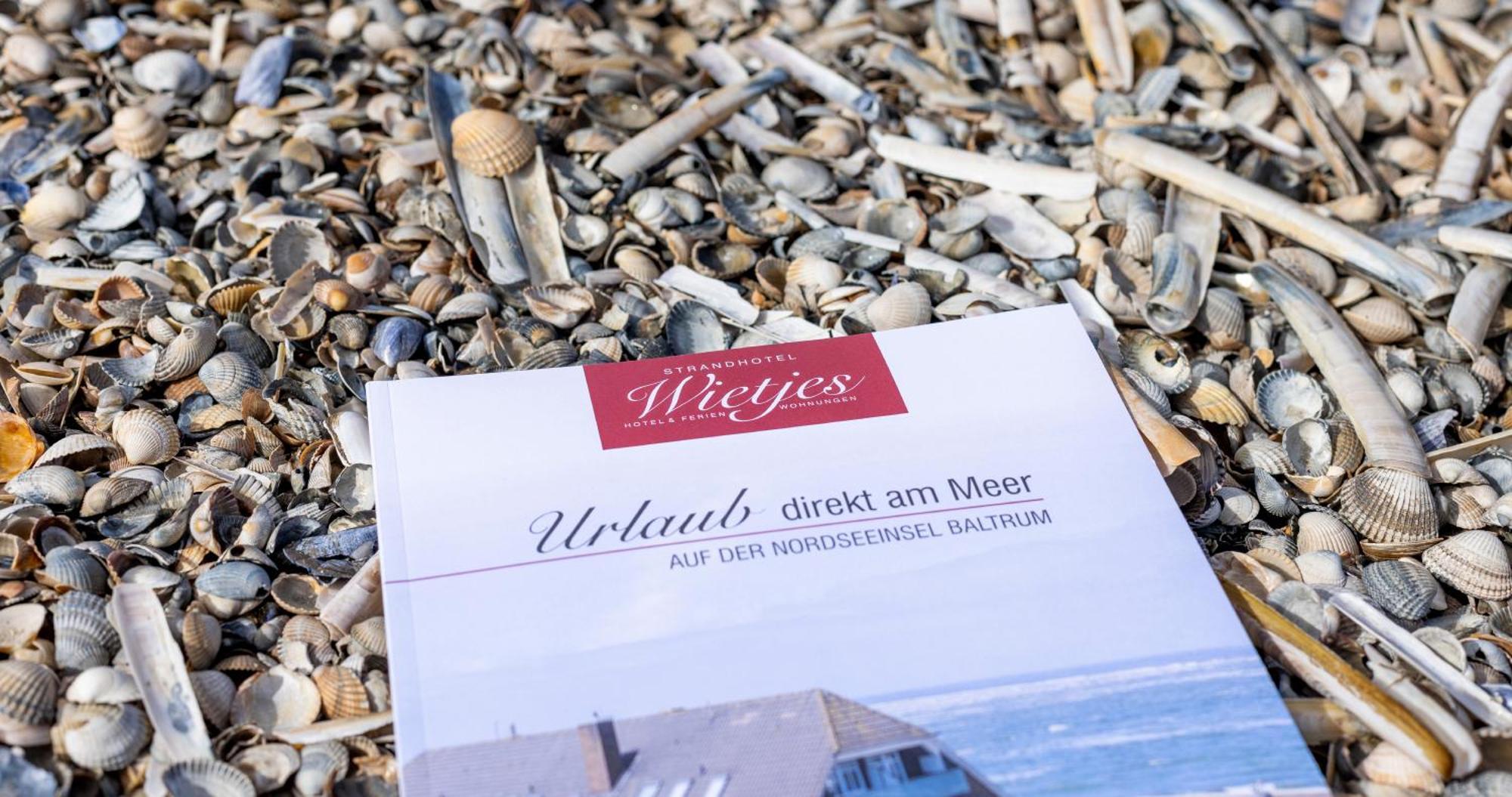 Strandhotel Wietjes Baltrum Exterior foto